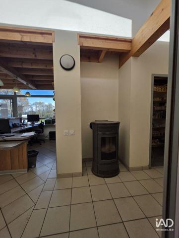 Location local d’activité 186 m² Lourdes