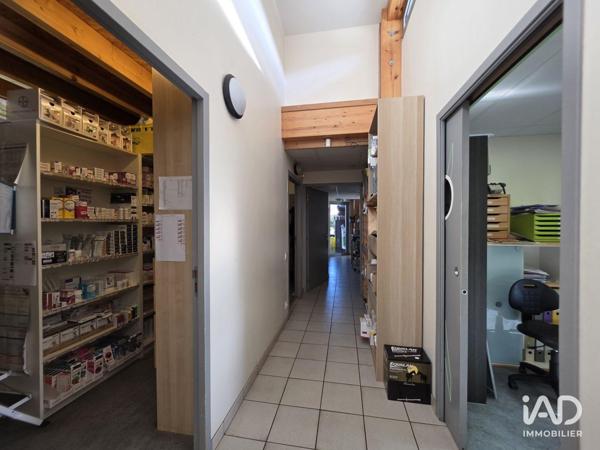 Location local d’activité 186 m² Lourdes
