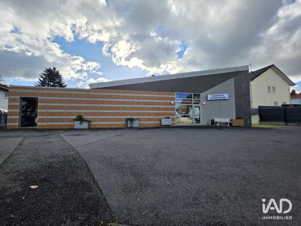 Location local d’activité 186 m² Lourdes