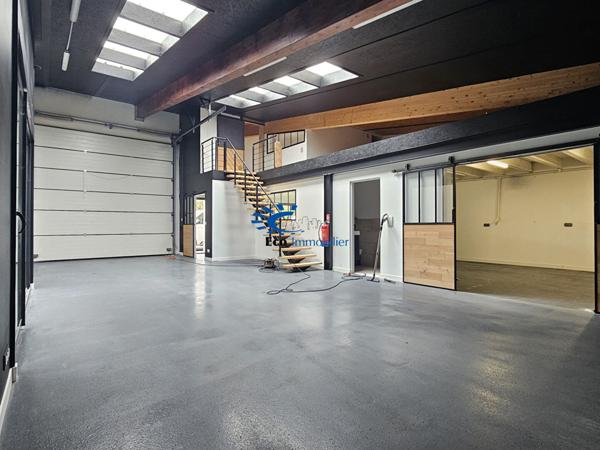 LOCAL COMMERCIAL 200M² - SAINT-VIVIEN  Saint vivien