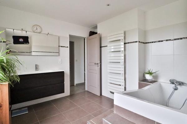 Maison 7 pièces - 144 m²