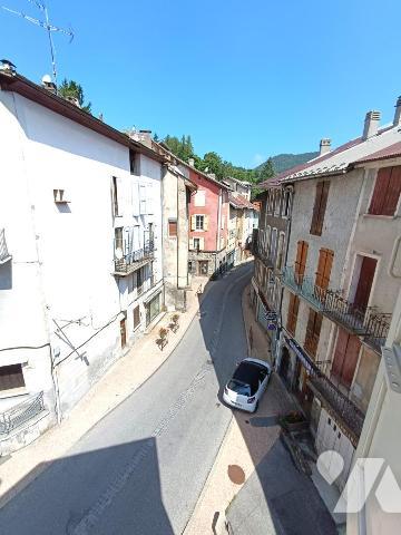 Vente Maison de Village à SEYNE