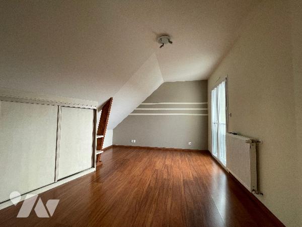 MAISON RECENTE DE 2007 - SAINT HERBLON