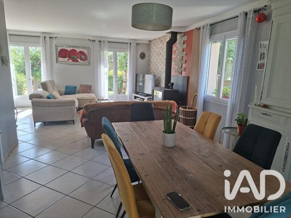 Maison à vendre 6 pièces 137,33 m² Migné-Auxances