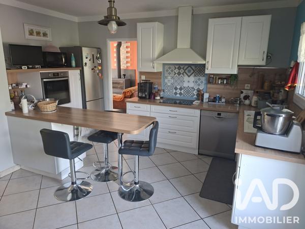 Maison à vendre 6 pièces 137,33 m² Migné-Auxances