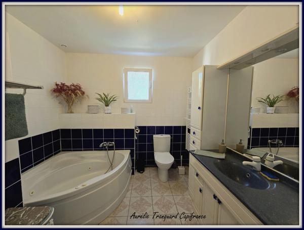 Maison à vendre 5 pièces LES EGLISES D'ARGENTEUIL (17) 154m² - terrain 700m²- 2 chambres + 1 suite parentale