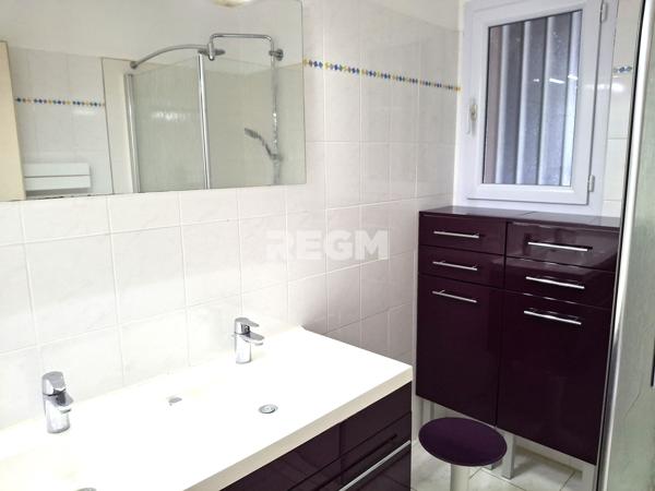 Étaules (17750) Maison de plain-pied avec piscine