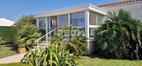 Étaules (17750) Maison de plain-pied avec piscine