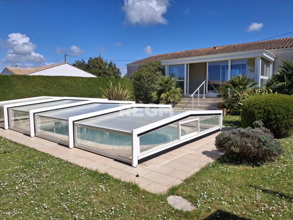 Étaules (17750) Maison de plain-pied avec piscine