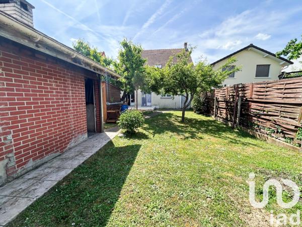 Maison 6 pièces de 120 m² à Athis-Mons (91200)