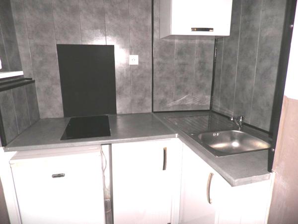11100 NARBONNE A LOUER STUDIO MEUBLE NARBONNE