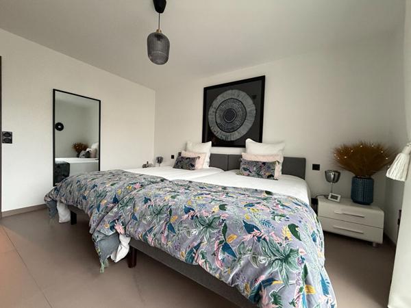 Appartement - 5 pièces - 115 m²