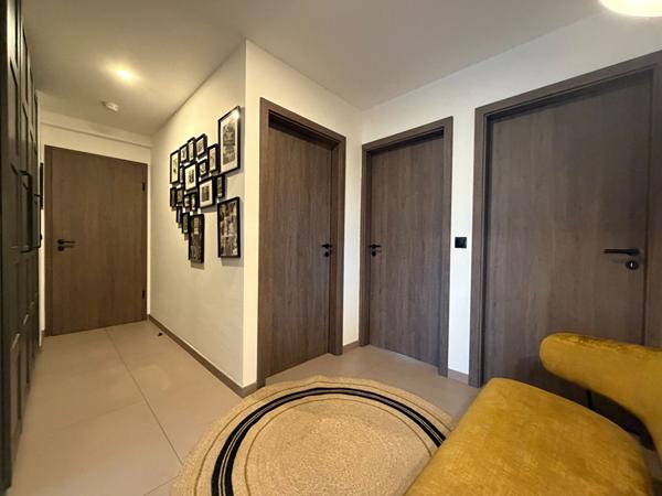 Appartement - 5 pièces - 115 m²