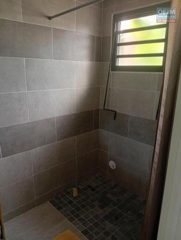 A LOUER APPARTEMENT F3 EN REZ DE JARDIN DE 79 M2 DE SURFACE DANS UNE RESIDENCE RECENTE A LA SALINE LES HAUTS