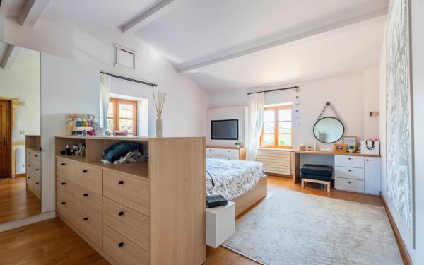 Maison à vendre    7 pièces •  Saint-Germain-sur-l'Arbresle