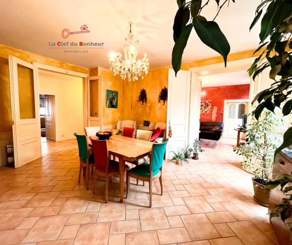 Immeuble coeur de ville avec 7 lots