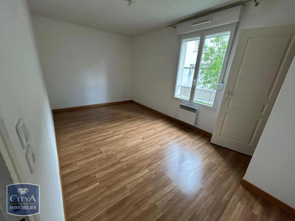 Appartement à louer 3 pièces 70.47m² Châlons-en-Champagne (51000)