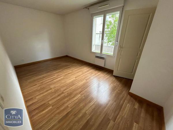 Appartement à louer 3 pièces 70.47m² Châlons-en-Champagne (51000)