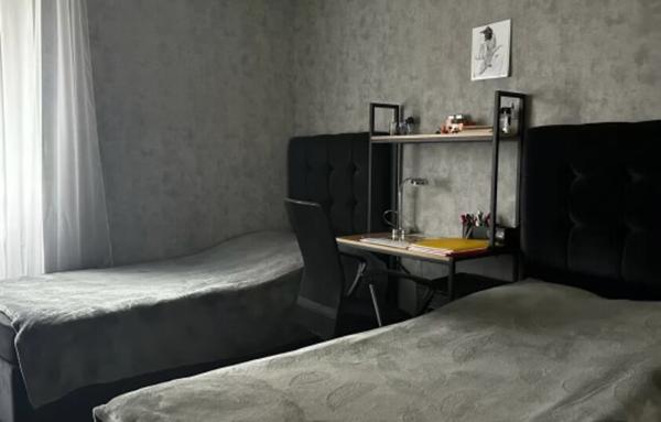 Maison de 125 m2 avec terrain de 12 300 m2, proche commerces, gare TGV et autoroute