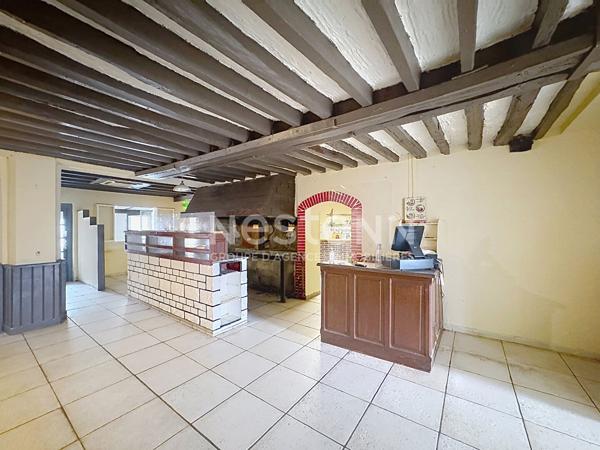 Maison, murs commerciaux Thiverny 8 pièce(s) 240 m2