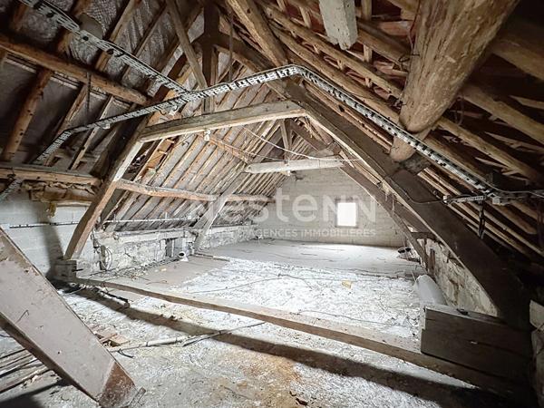 Maison, murs commerciaux Thiverny 8 pièce(s) 240 m2