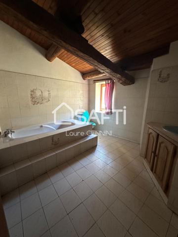 VALRÉAS, 84600 Enclave des Papes