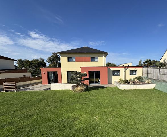 A vendre Maison Landivisiau 4 chambres 148 m²