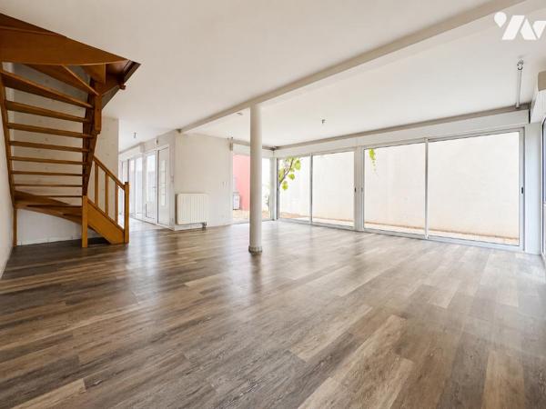 TOURS NORD 
Maison contemporaine - 91,27 m² - 3 chambres- Jardin, patio, garage et stationnements