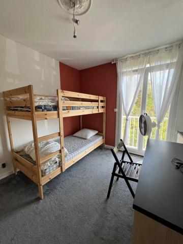 Appartement T4 Lumineux avec parking privatif