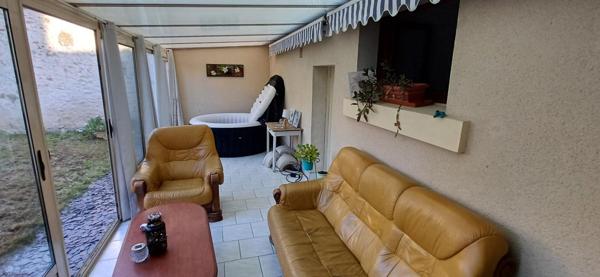 Maison bourgeoise de caractère d'environ 130 m² habitable, Huillé