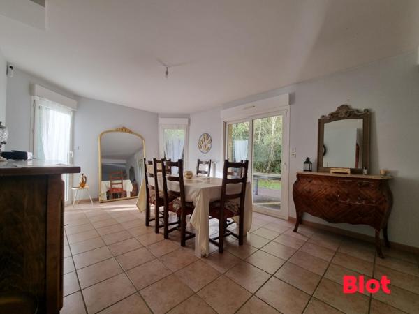 Maison 6 pièce(s)