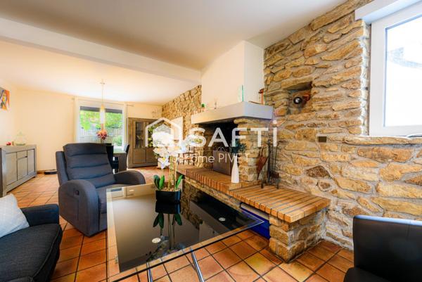 Environnement paisible et charmant pour ce pavillon coeur de ville