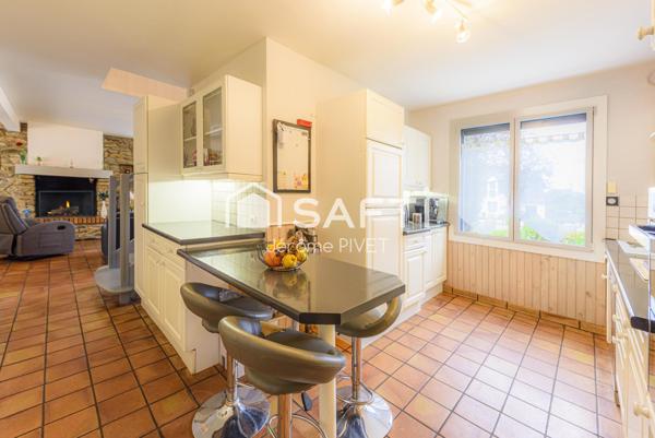 Environnement paisible et charmant pour ce pavillon coeur de ville