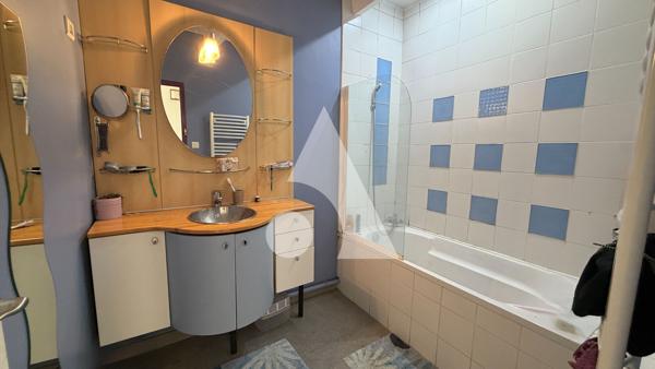 Maison 9 pièces 240 m2