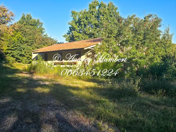 EXCLUSIVITE, PIERREVERT, ensemble immobilier composé d'un ENTREPOT + TERRAIN CONSTRUCTIBLE de 4000 m²