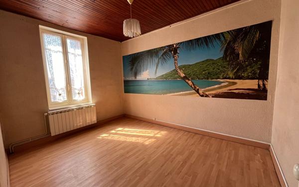 Maison à vendre    5 pièces • 117 m2 Castres