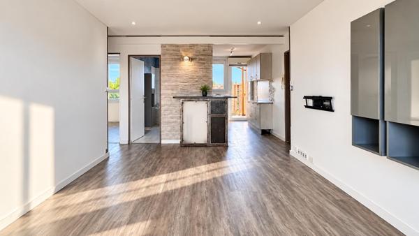 FREJUS  Appartement T3 de 55m2 avec loggia