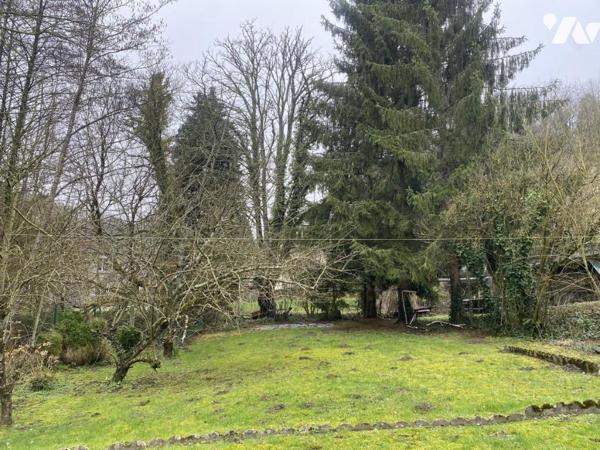 MAISON EN PIERRES AVEC TERRAIN EN BORDURE DE RIVIERE