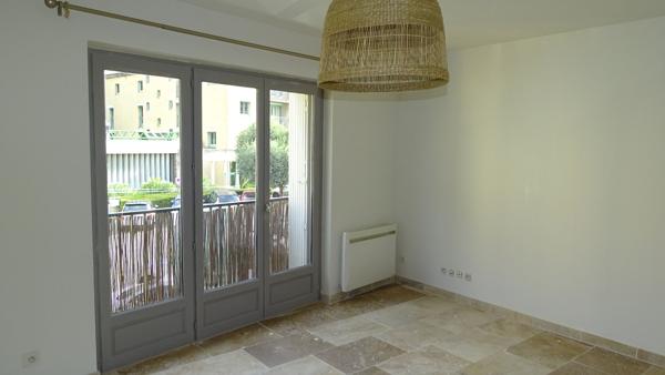 APPARTEMENT RENOVE A CARCASSONNE