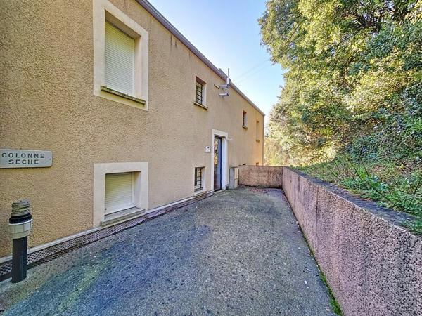 Superbe appartement avec terrasse à la vue dominante