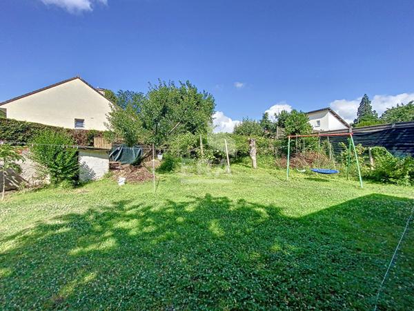 Terrain à LUZARCHES de 356m²
