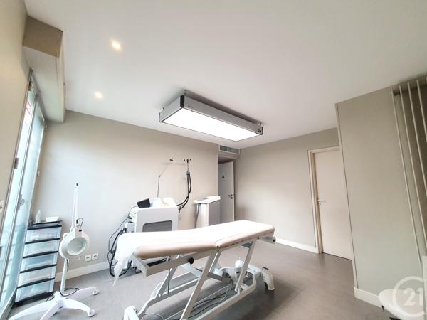 Appartement F5 à vendre  5 pièces - 110,46 m2 L ISLE ADAM - 95