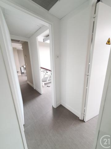 Appartement F5 à vendre  5 pièces - 110,46 m2 L ISLE ADAM - 95