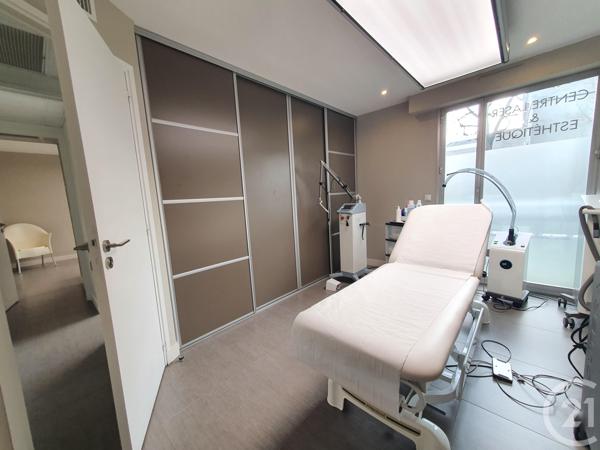 Appartement F5 à vendre  5 pièces - 110,46 m2 L ISLE ADAM - 95