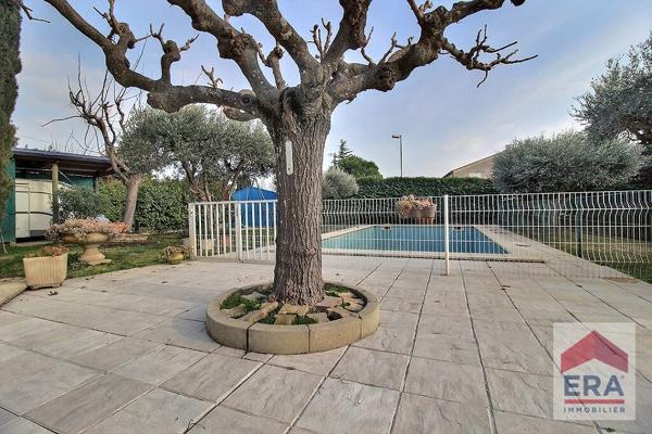 Maison Sarrians 4 pièces -100m² - Garage - Jardin - Piscine