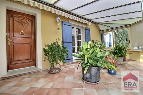 Maison Sarrians 4 pièces -100m² - Garage - Jardin - Piscine