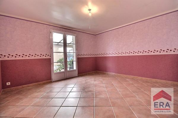 Maison Sarrians 4 pièces -100m² - Garage - Jardin - Piscine