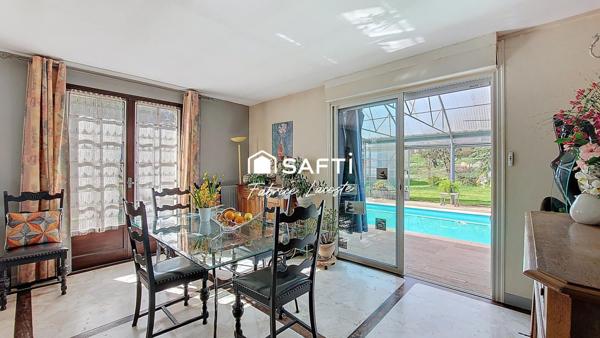 Maison - 6 pièces - 180 m²