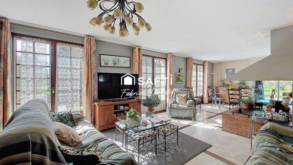 Maison - 6 pièces - 180 m²