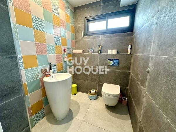 COUP DE COEUR ASSURÉ - Maison meublée à louer de 6 pièces de 126m²